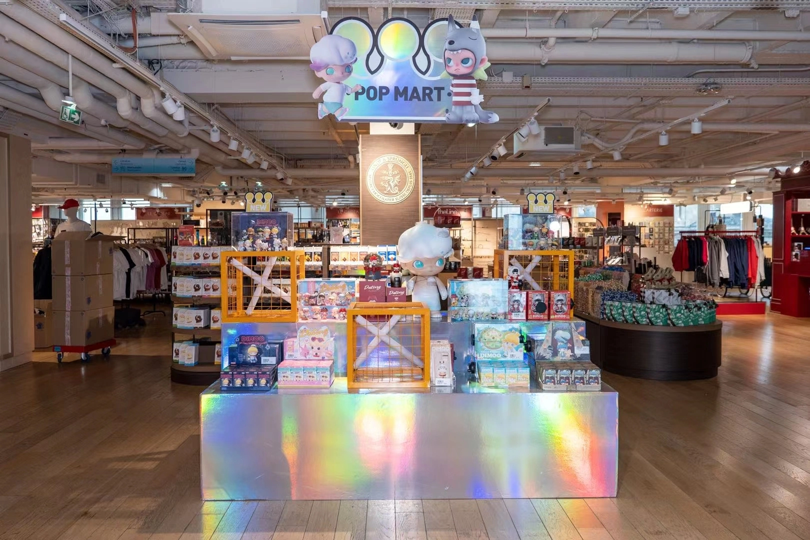 Display Props，Brand Store Display，POP MART Store Display