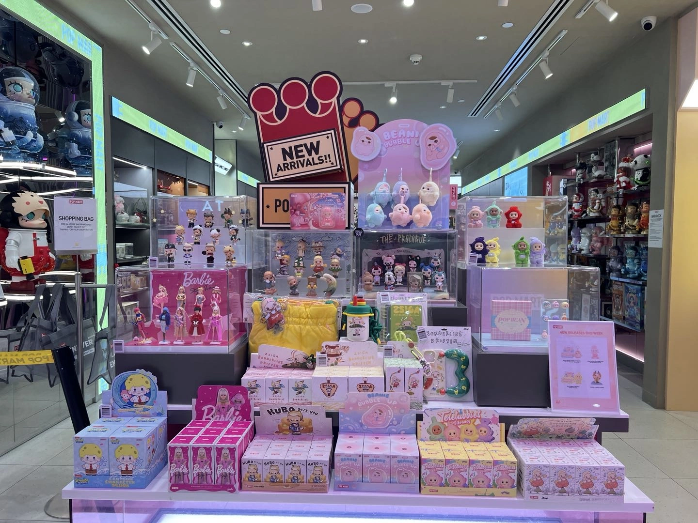 Display Props，Brand Store Display，POP MART Store Display