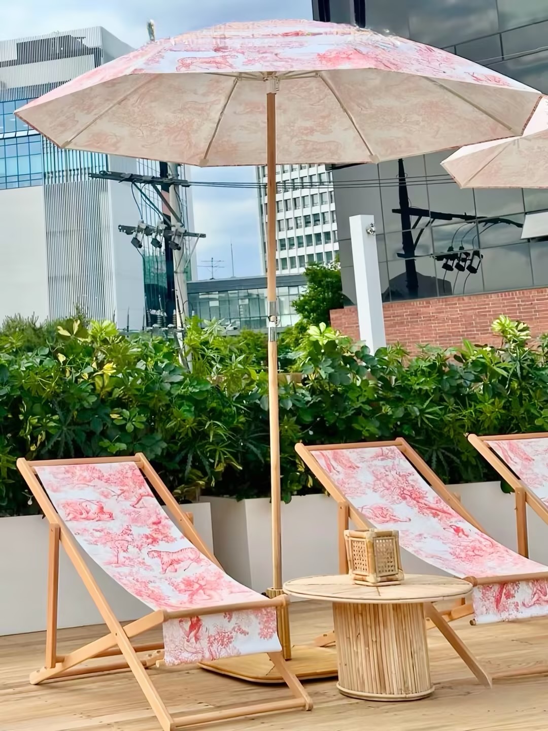 Dior 品牌推广活动零售展示