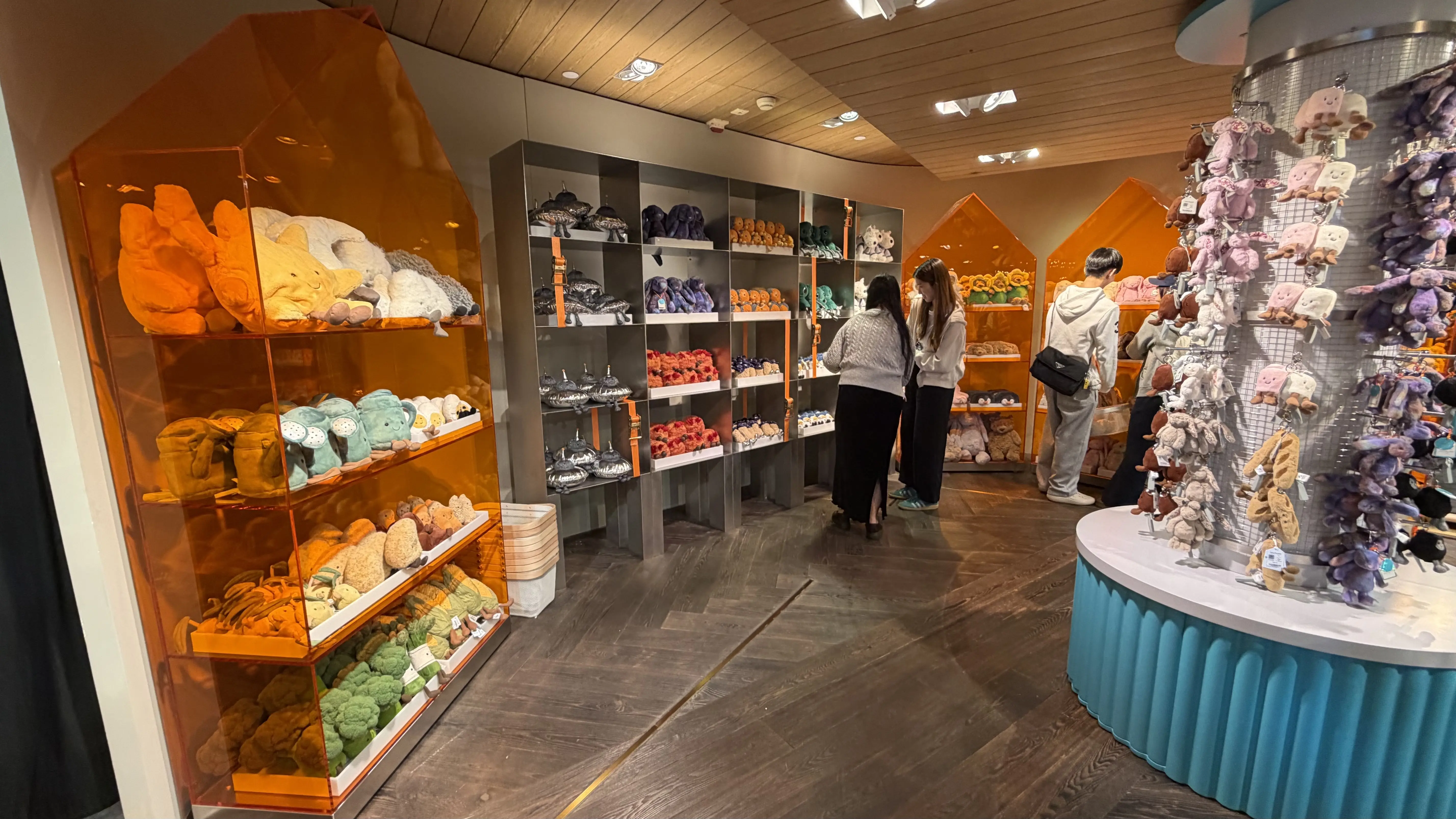 Pop-up display props